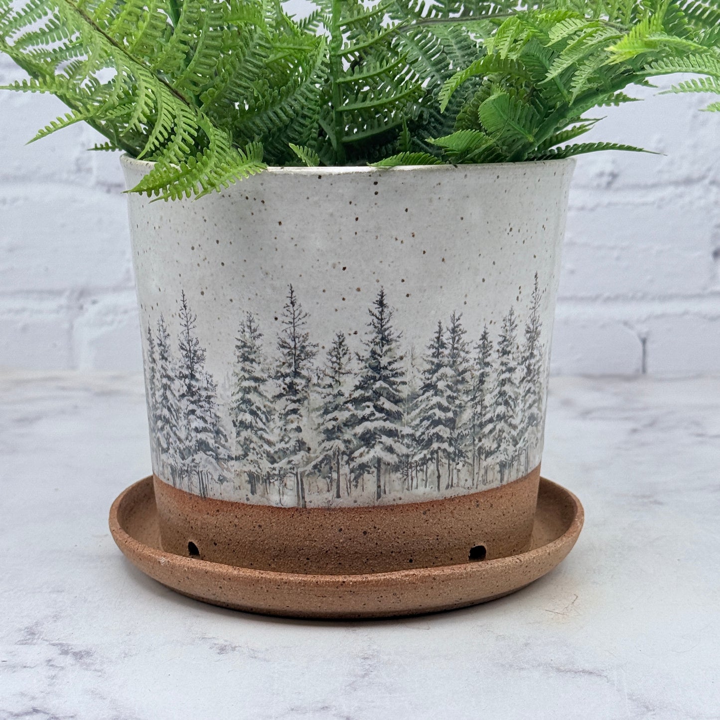 Snowy Pines Planter 1