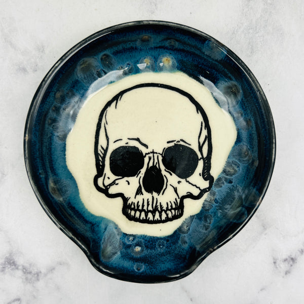 Speckled Blue with Skull Spoon Rest 2