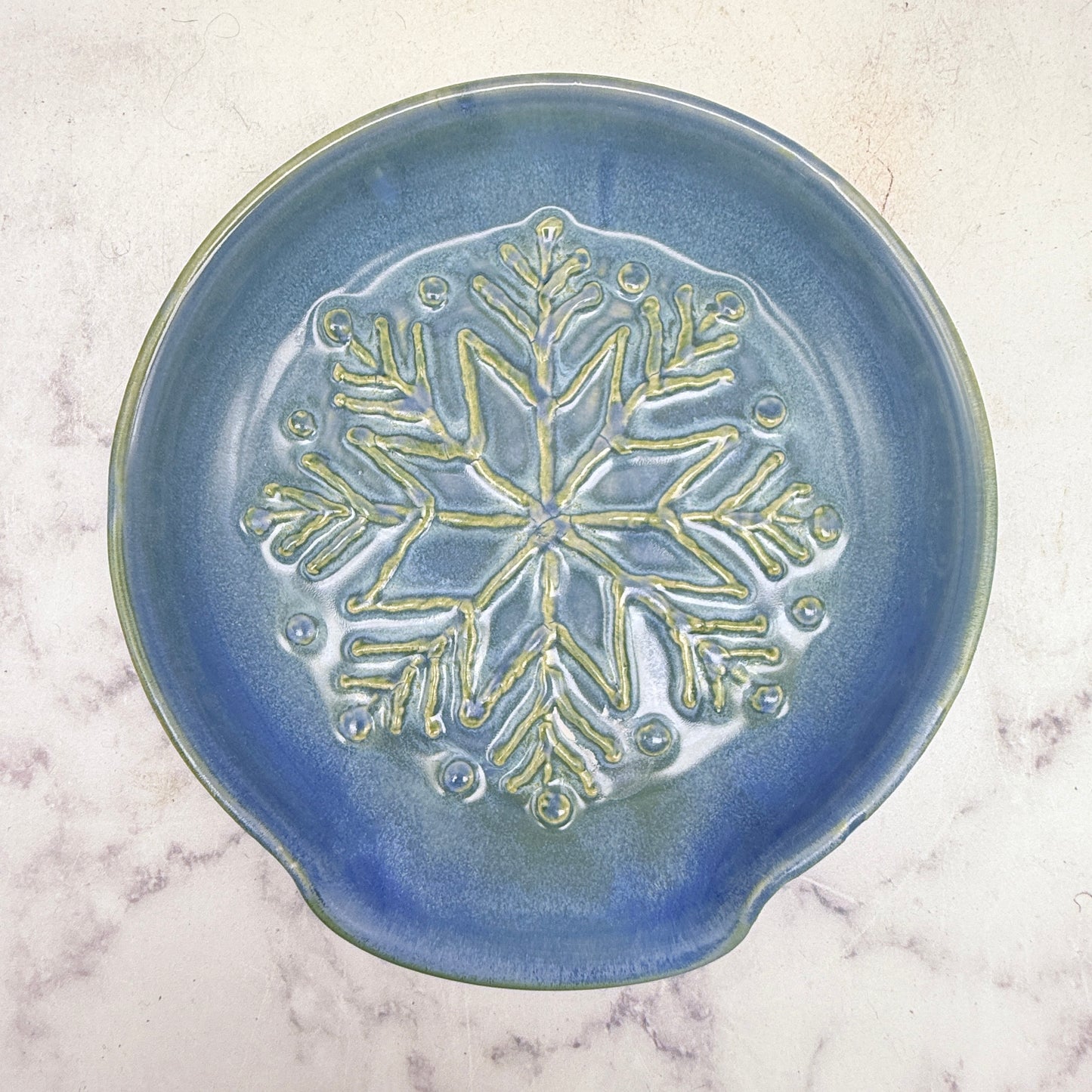 Light Blue with Raised Snowflakes Spoon Rest 2