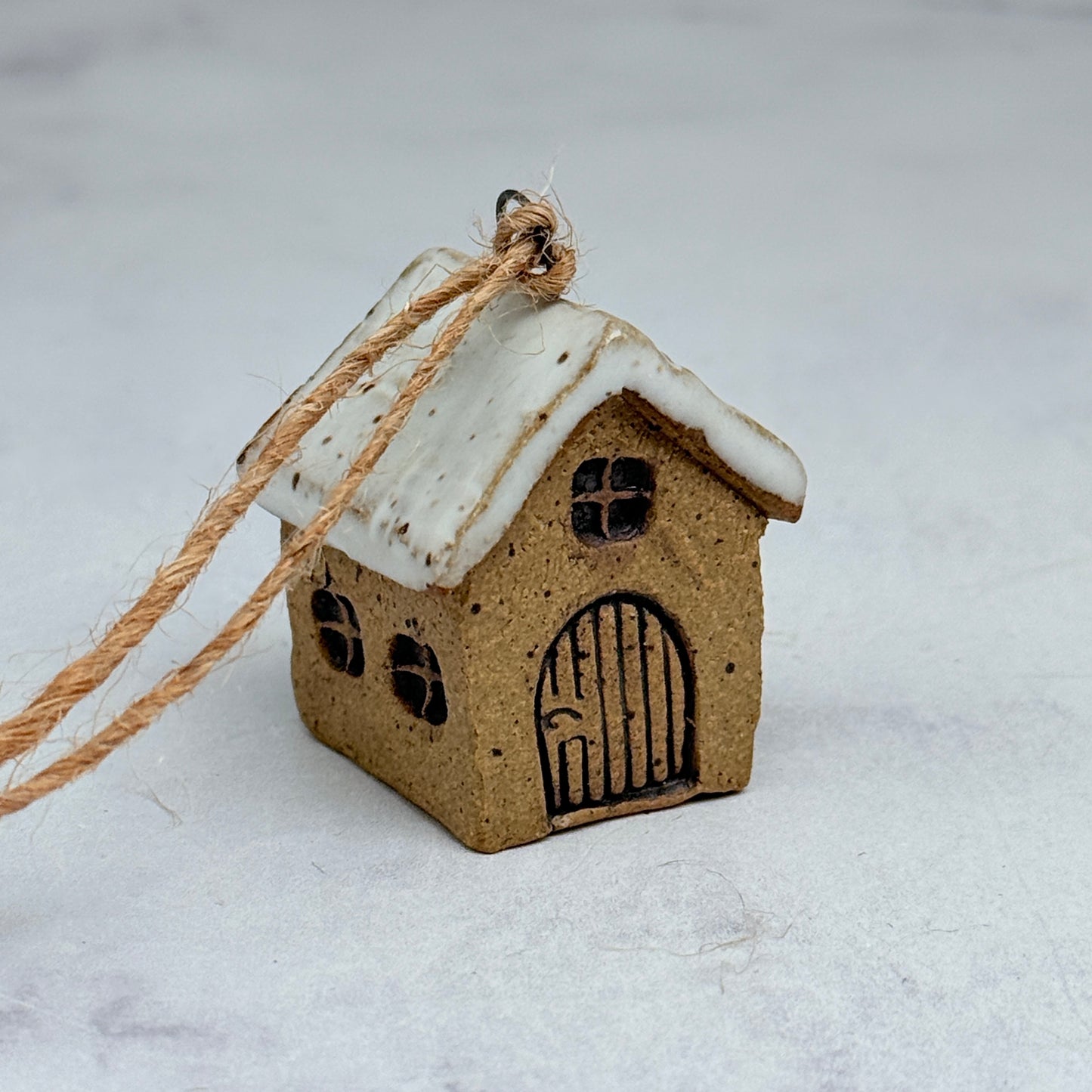 Gingerbread House Ornament 8