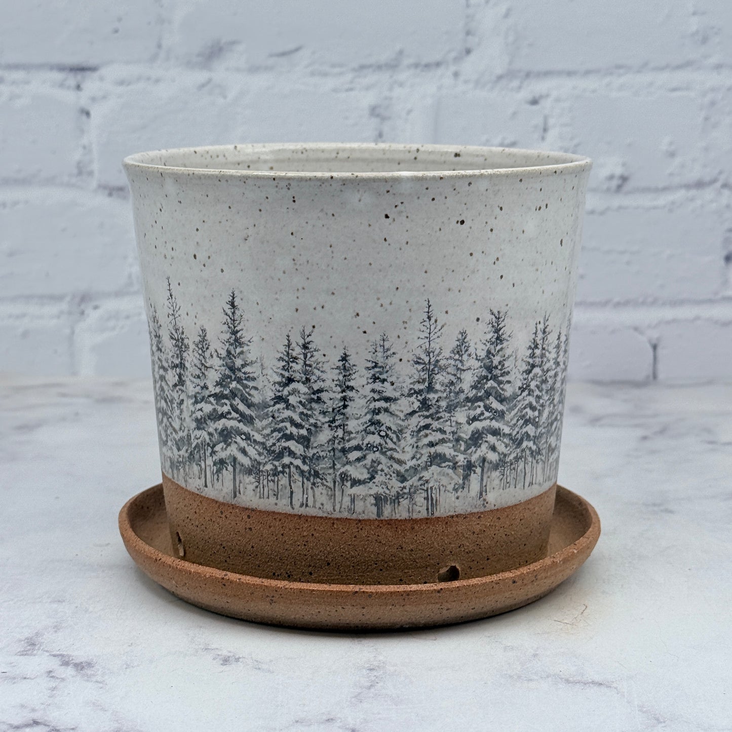 Snowy Pines Planter 1