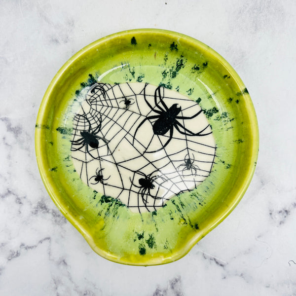 Green with Spiderwebs Spoon Rest 2