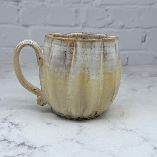 Cream Pumpkin Mug 2