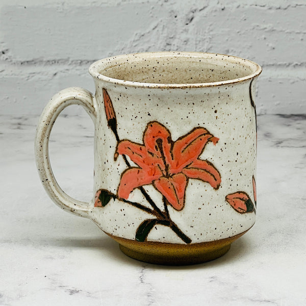 Speckled White Lilies Mug 1