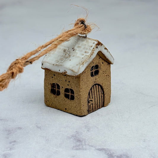 Gingerbread House Ornament 11