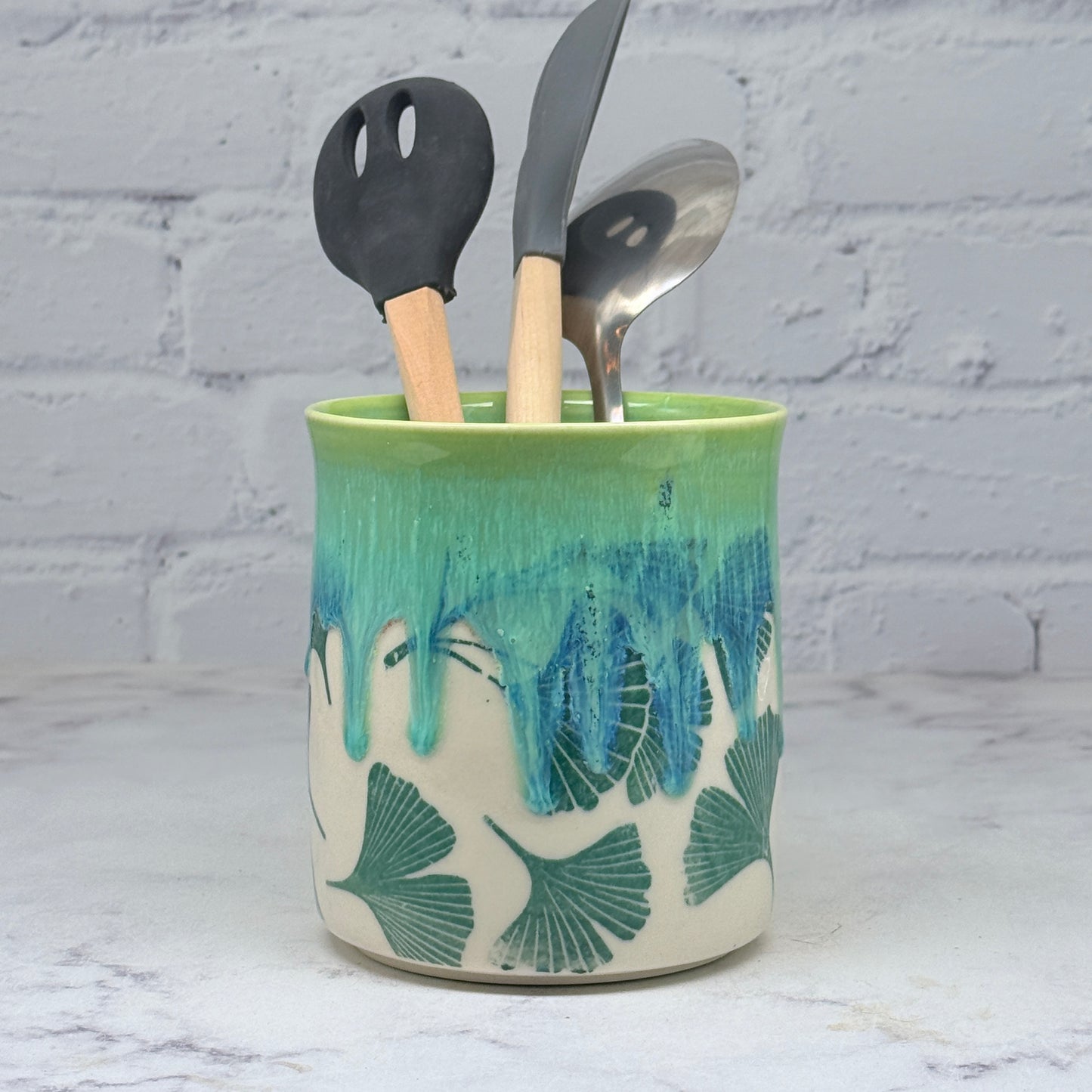 Green with Ginkgo Container
