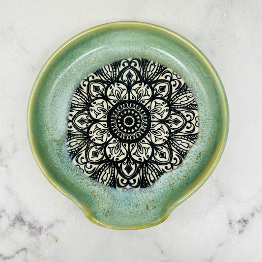 Green with Mandala Spoon Rest 1