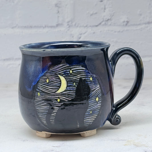 Black with Cat Silhouette Cauldron Mug 1