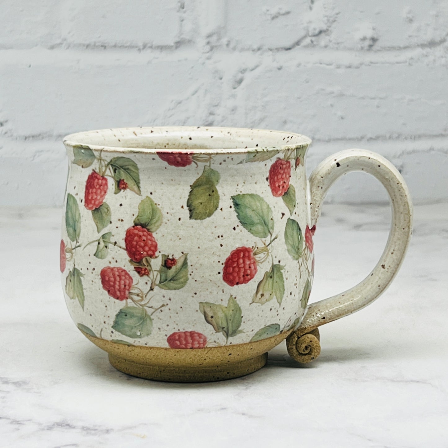 Raspberries Teacup