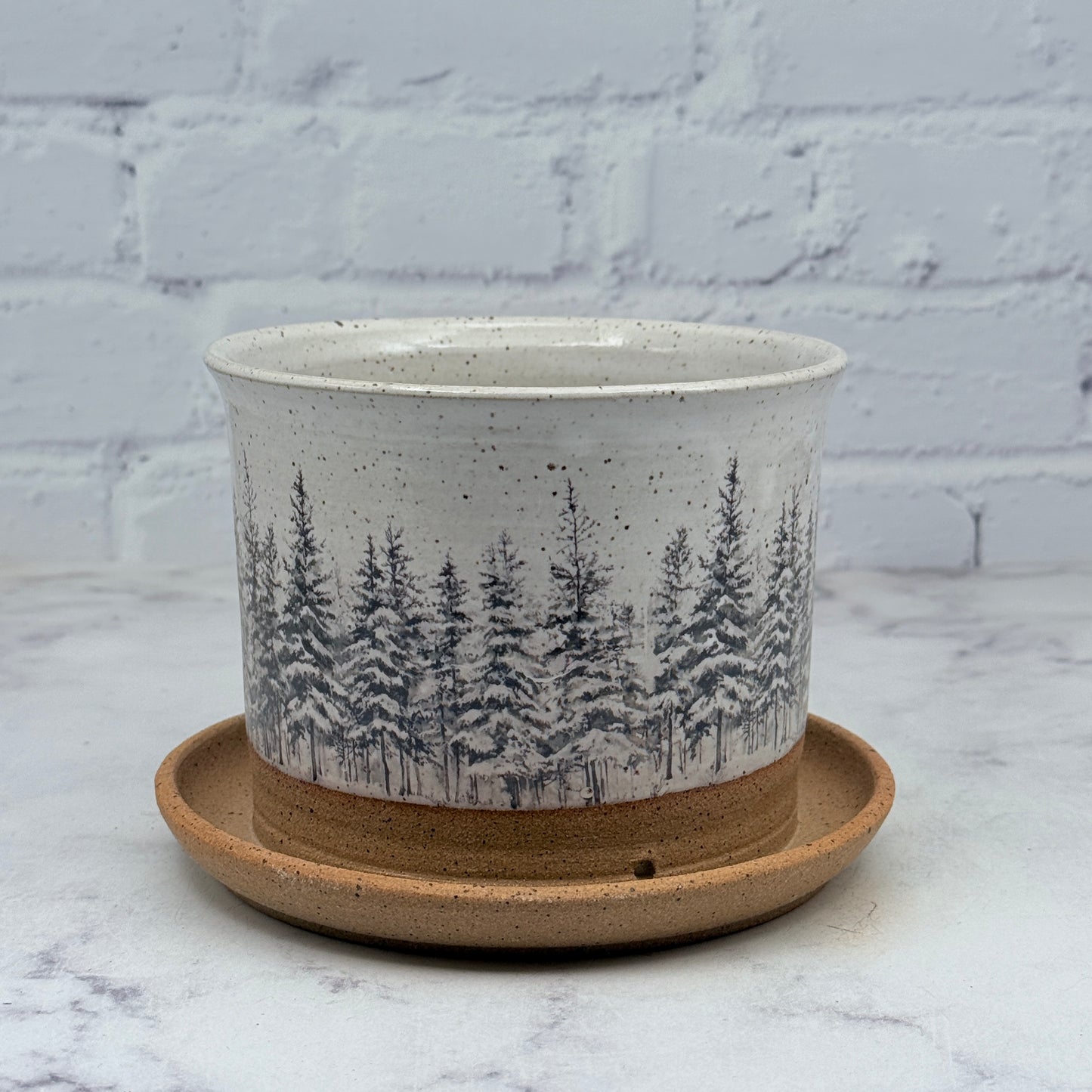 Snowy Pines Planter 2